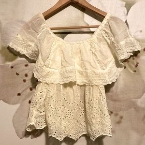 American eagle off shoulder blouse